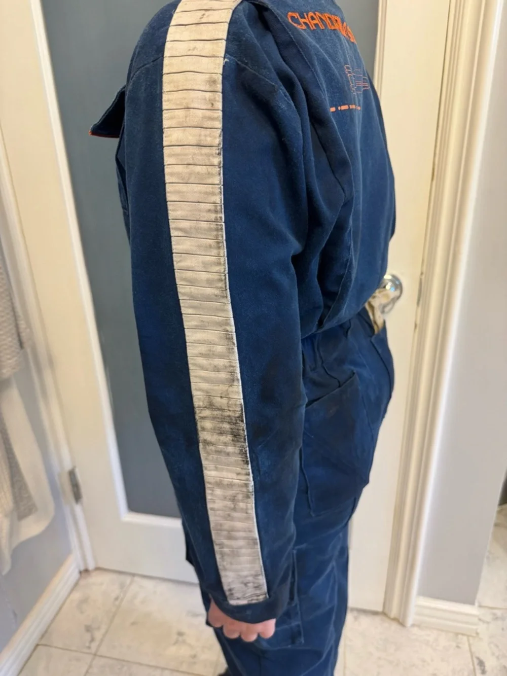 Child XL size Galactic Starcruiser engineer jumpsuit - Picture 2 of 5